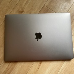 13インチMacBook Pro 2017- スペースグレイ