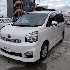 ☆自社ﾛｰﾝもok☆TOYOTA ヴォクシーＺＳ煌！ETC、両側...