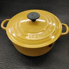LE CREUSET　ベージュ　ココット