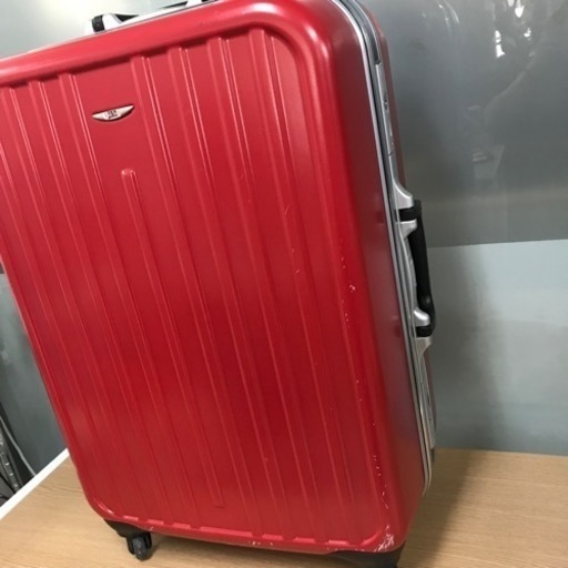 取引場所　南観音　V 2208-355   【傷あり、鍵付き】 TEN gallon   キャリーケース　スーツケース　レッド