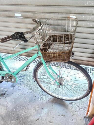ミントグリーン カラー・女性向け自転車・前籠付(26㌅)お引取用[配達可] 自転車中古 Mixte City 外装6段変速 オートライト カゴ付き鍵