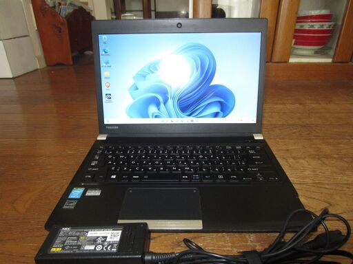 Win 11搭載！13.3型ノートPC　東芝　Dynabook R73/NBB6Eを売ります。