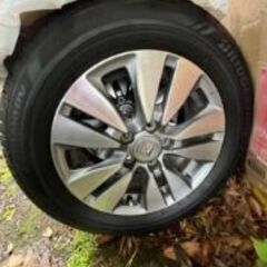 アルミホイルとタイヤの4本セット