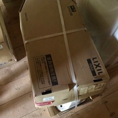 未使用トイレ　シャワートイレ