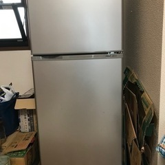 100ℓ冷蔵庫　(10月　単身赴任解除のため)