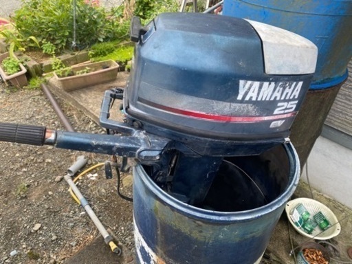 YAMAHA ヤマハ　船外機　25馬力　セル付き