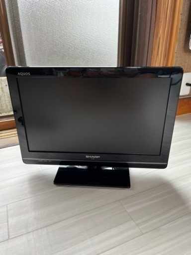 2011年　AQUOS 19インチ　テレビ