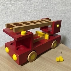 木のはしご付き消防車 ★ 木製 知育玩具 働く車