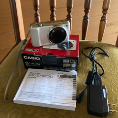 デジカメEX-ZR800 カシオ