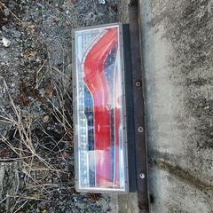 ダンプテールランプ