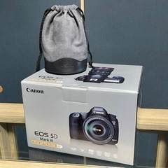 3~4回しか使ってないキャノン5D mark3 - デジタル一眼