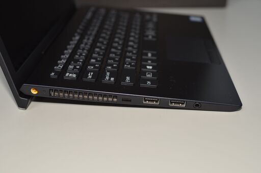 中古美品軽量ノートパソコン 最新Windows11+office SONY VJS11290611B i3-7100U/11.6インチ/メモリ4GB/爆速SSD128GB/無線/WEBカメラ搭載 中古美品軽量ノートパソコン 最新Windows11+office SONY VJS11290611B