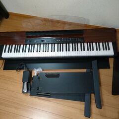 ヤマハ　電子ピアノ　electronic piano p120
