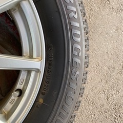 値下げ‼︎ブリヂストンスタッドレスタイヤ、ホイール付き4本セット