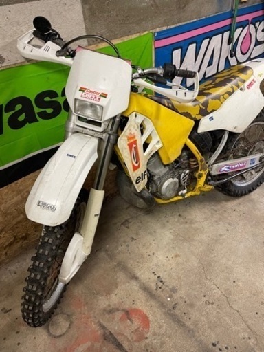 スズキRM250モトクロッサー2st