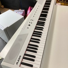 ※未使用　ALESIS 電子ピアノ