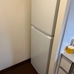 ヤマダセレクト236リットル冷凍冷蔵庫