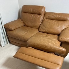 ニトリ　2人掛け　電動リクライニング　ソファー　本革