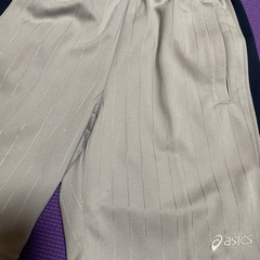 アシックス　ハーフパンツ　サイズS 中古