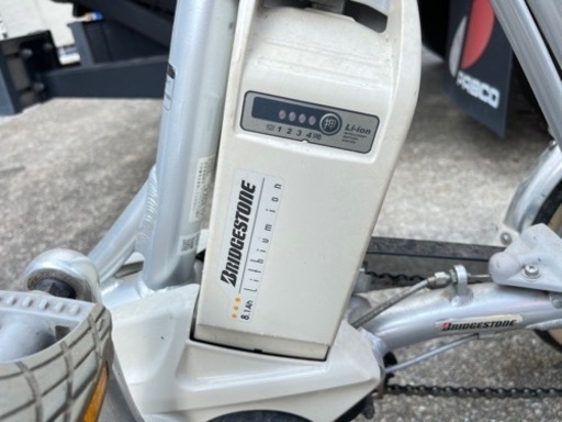 ☆引き取り歓迎 ブリヂストン assista アシスタワゴン荷物をたくさん