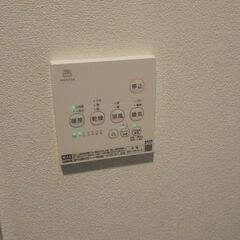 激安浴室暖房乾燥機取替。