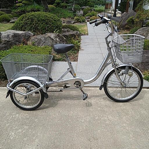 買い物用 三輪自転車。三段変速 スイング機能付き。電動アシスト