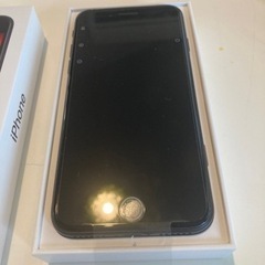 【新品未使用】iPhone SE3 64ギガ　docomo 