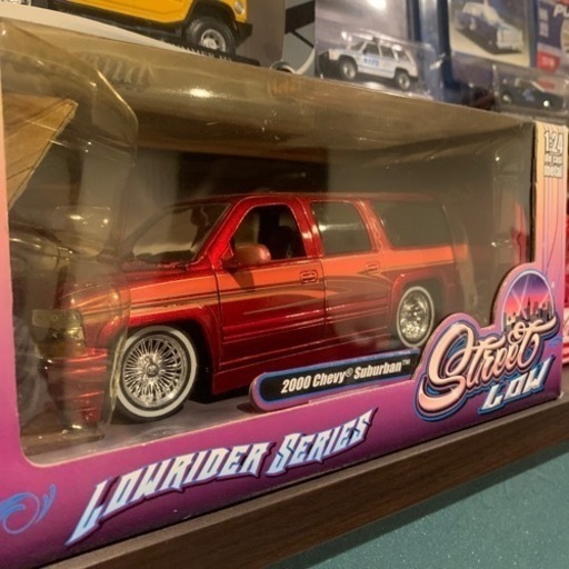 1:24 サバーバン ローライダー 難あり | faculdadeuninorte.com.br