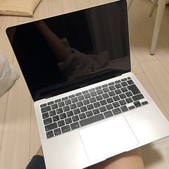 【美品】MacBook Air 13インチ 2020