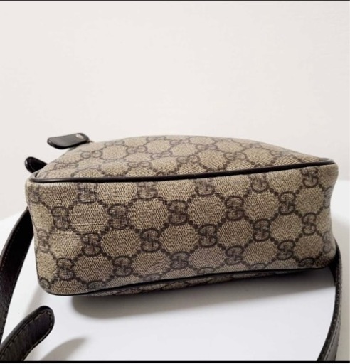 GUCCI グッチ ショルダーバッグ