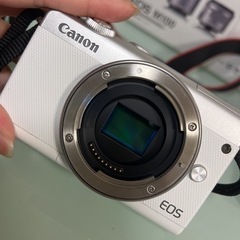 【ほぼ未使用】Canon EOS M100 Wズームキット WH 41KgGNAcWwL.jpg_BO30,255,255,