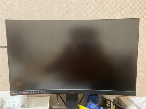 弯曲ゲーミングモニター　msi 2k144hz