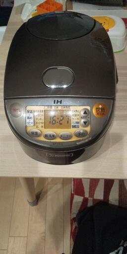 ZOJIRUSHI IH炊飯ジャー5.5号炊き