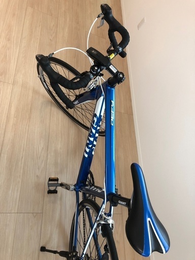 【取引終了】GIANT　DEFY3　2012　ロード　美品　福岡市内配達可