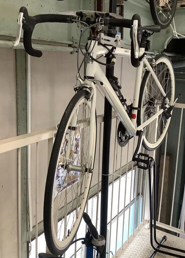 ロードバイク 自転車 ART CYCLE 28インチ 変速あり ホワイト【ユーズドユーズ名古屋天白店】J2025