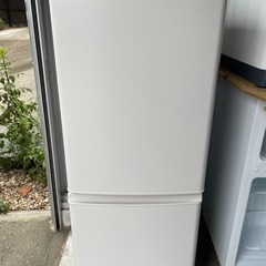 名古屋市郊外配送無料 MITSUBISHI 146L冷蔵庫 MR-P15G-W