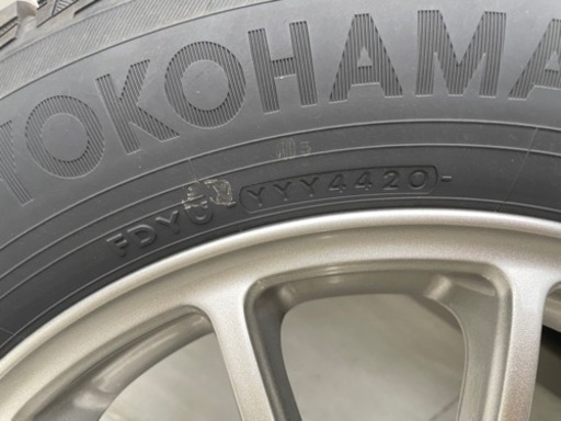 お譲り先決定】アクア スタッドレスタイヤ4本セット（ヨコハマ アイス