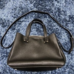 美品　ZARA　ブラック　ショルダーバッグ