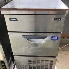 Sanyo sim-s38a 業務用製氷機　40L 中古