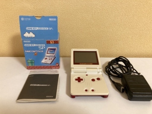 ゲームボーイアドバンスsp ファミコンカラー ほぼ新品+bonfanti.com.br