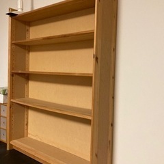 木製の本棚（解体済み、組み立て必要） − 東京都