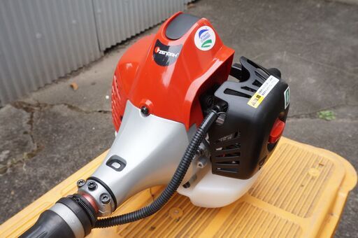 値下げしました。ゼノア　BCZ235T-DC（ツーグリップ）　草刈機　刈払機