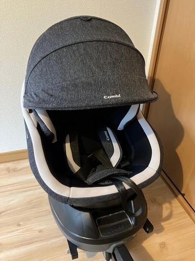 【値下げしました】チャイルドシート combi クルムーヴ スマート ISOFIX