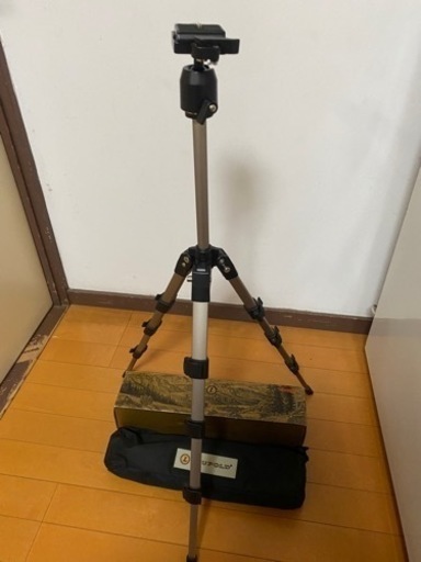 カメラ三脚(新品未使用)
