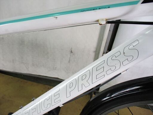 C135 ☆14000円スタート☆整備済み スポーツ中古自転車 【クロスバイク