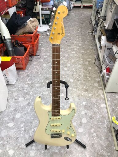 Fender ストラトキャスター Crafted in Japan Oシリアル Fender ストラトキャスター Crafted in Japan Oシリアル