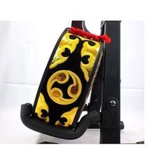 沖縄三線　真壁 / 黒木 / 本皮張り / 新品 ハードケース 付　琉球 / 弦楽器 / 三味線　[8u]