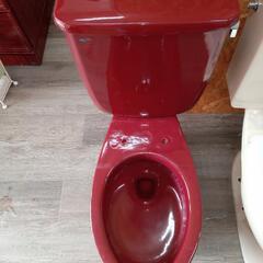 トイレ（187）あまり見ない赤色です！別途費用で取引行います！