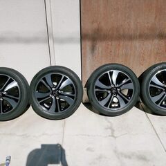 【取引き中】ホンダN－ONE純正　15インチアルミホイール