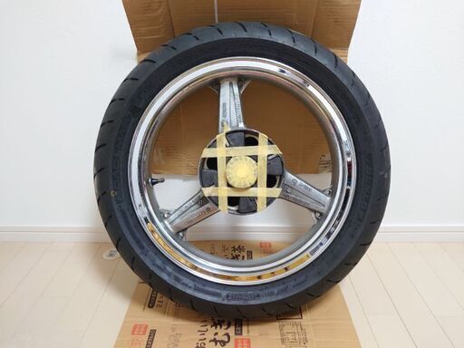 ゼファー400X リア用 タイヤ付き メッキ純正ホイール スポロケset ゼファー400X リア用 タイヤ付き メッキ純正ホイール スポロケset